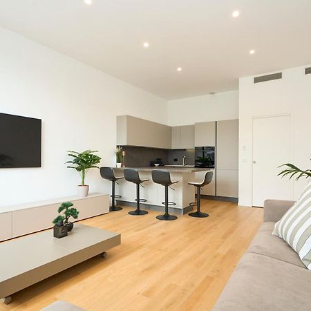 Luxury Design Suite - 20 Minutes From Duomo-Navigli มิลาน ภายนอก รูปภาพ