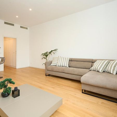 Luxury Design Suite - 20 Minutes From Duomo-Navigli มิลาน ภายนอก รูปภาพ