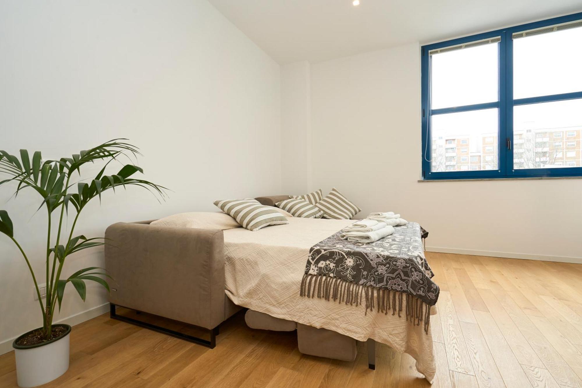 Luxury Design Suite - 20 Minutes From Duomo-Navigli มิลาน ภายนอก รูปภาพ